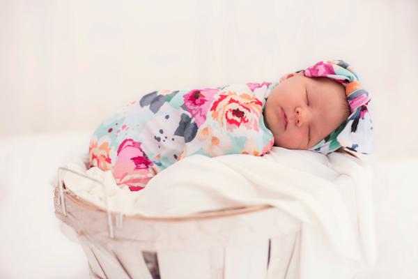 Heartfelt Newborn Portraits by Moments by T in Franklin